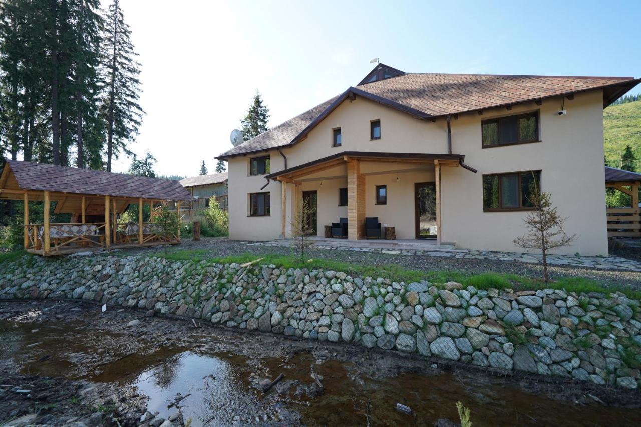 Enduro Transalpina Apartment Obarsia-Lotrului Exterior photo